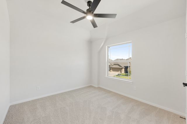 1040 Snowy Owl Drive, Alvarado, TX 76009