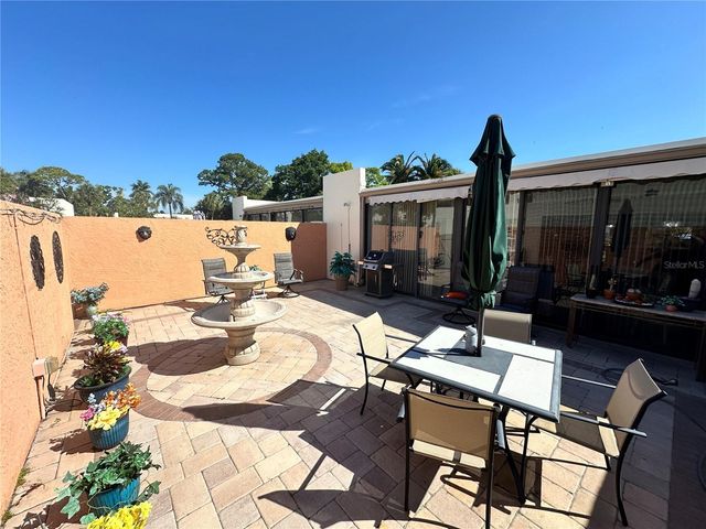 567 LAKESIDE DRIVE 567, Bradenton, FL 34210