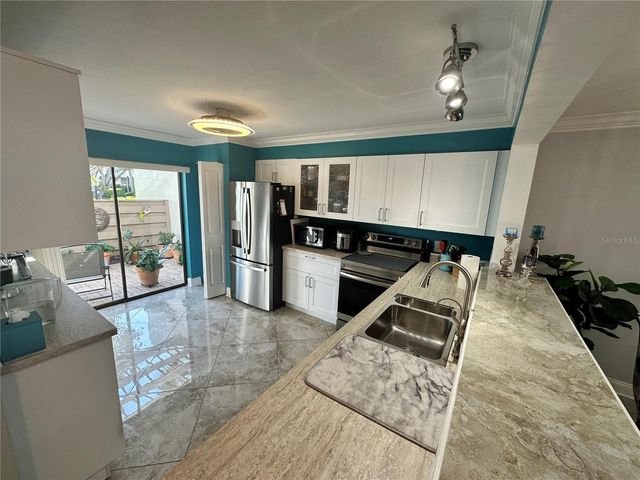567 LAKESIDE DRIVE 567, Bradenton, FL 34210