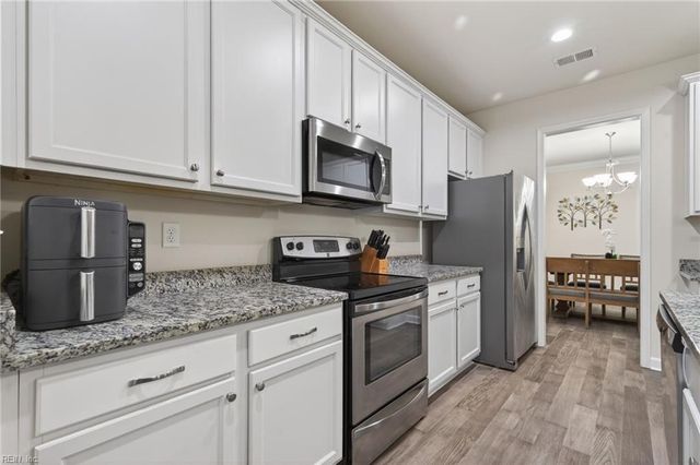 5219 Lombard ST, Chesapeake, VA 23321