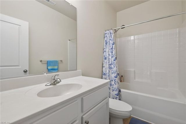 5219 Lombard ST, Chesapeake, VA 23321