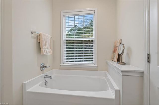 5219 Lombard ST, Chesapeake, VA 23321