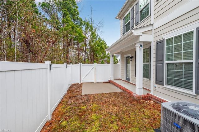 5219 Lombard ST, Chesapeake, VA 23321