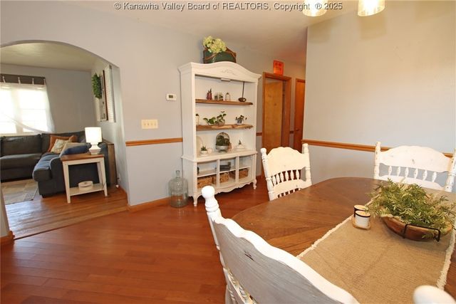 440 1st Avenue N, Hometown, WV 25109