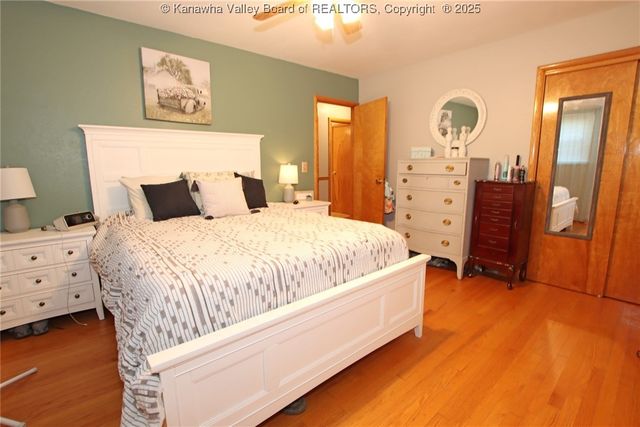 440 1st Avenue N, Hometown, WV 25109