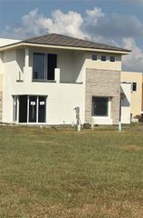 11611 Royal Parkside Place, Houston, TX 77082