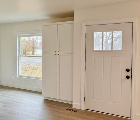 206 W Main St, Hohenwald, TN 38462