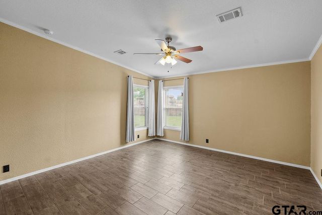 115 Oak Bend, Marshall, TX 75672