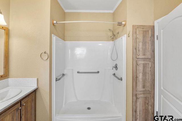 115 Oak Bend, Marshall, TX 75672