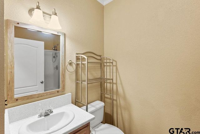 115 Oak Bend, Marshall, TX 75672
