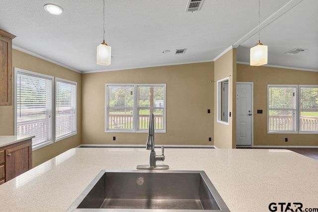 115 Oak Bend, Marshall, TX 75672