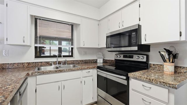 7020 ASHMONT AVENUE, Brooksville, FL 34602