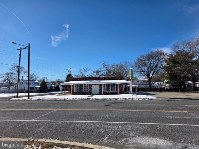 1018 S BLACK HORSE PIKE, Blackwood, NJ 08012