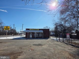 1018 S BLACK HORSE PIKE, Blackwood, NJ 08012