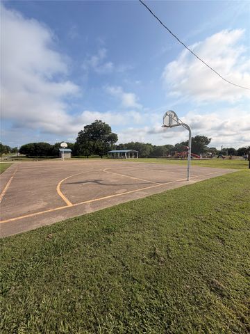 1217 S 9th Street, Corsicana, TX 75110