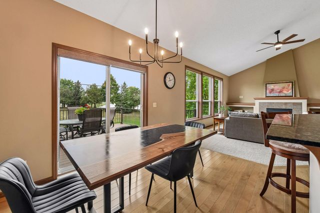 1542 Sparrow Road, Waconia, MN 55387