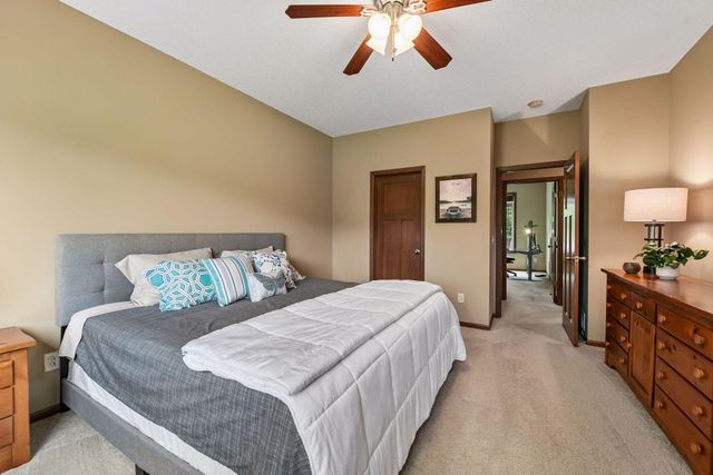 1542 Sparrow Road, Waconia, MN 55387