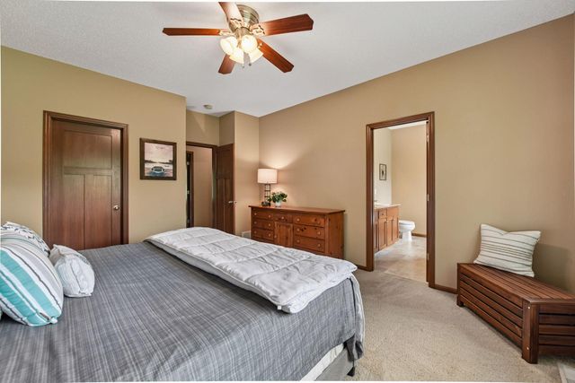 1542 Sparrow Road, Waconia, MN 55387