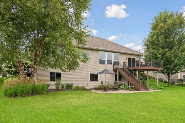 1542 Sparrow Road, Waconia, MN 55387