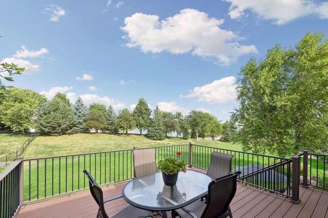 1542 Sparrow Road, Waconia, MN 55387