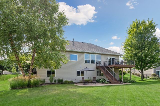 1542 Sparrow Road, Waconia, MN 55387