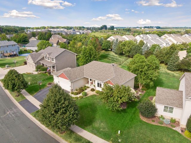 1542 Sparrow Road, Waconia, MN 55387