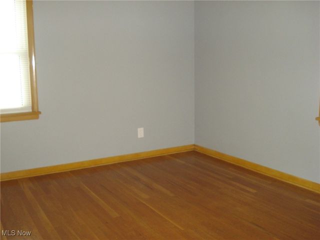 2253 E 290th Street, Wickliffe, OH 44092