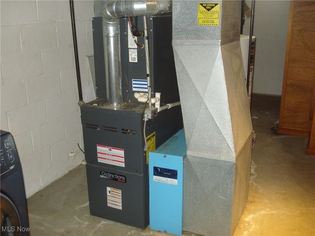 2253 E 290th Street, Wickliffe, OH 44092