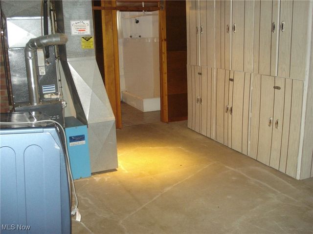 2253 E 290th Street, Wickliffe, OH 44092