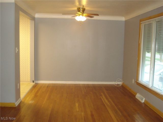 2253 E 290th Street, Wickliffe, OH 44092