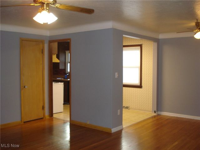 2253 E 290th Street, Wickliffe, OH 44092