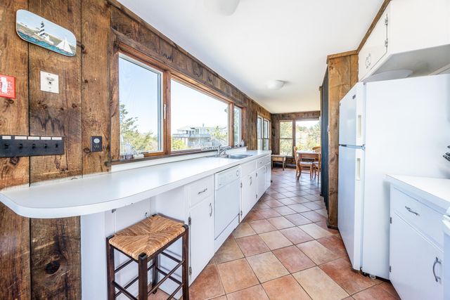 1005 3rd Avenue, Wellfleet, MA 02667