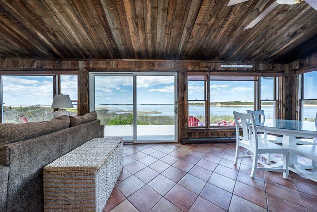 1005 3rd Avenue, Wellfleet, MA 02667