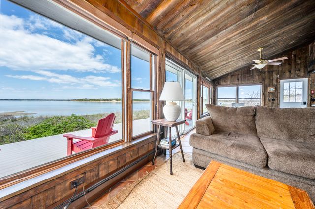 1005 3rd Avenue, Wellfleet, MA 02667