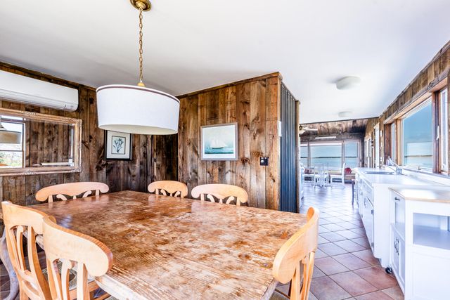1005 3rd Avenue, Wellfleet, MA 02667