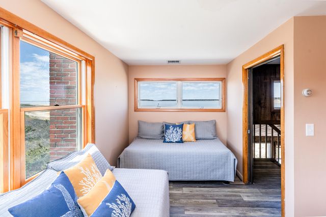 1005 3rd Avenue, Wellfleet, MA 02667