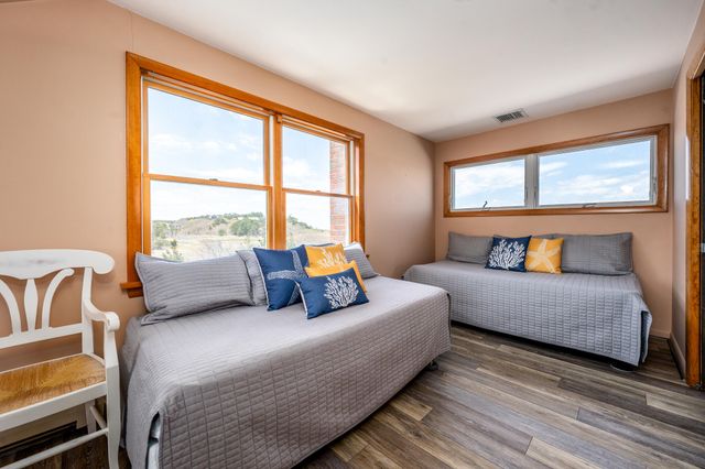1005 3rd Avenue, Wellfleet, MA 02667