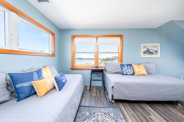 1005 3rd Avenue, Wellfleet, MA 02667
