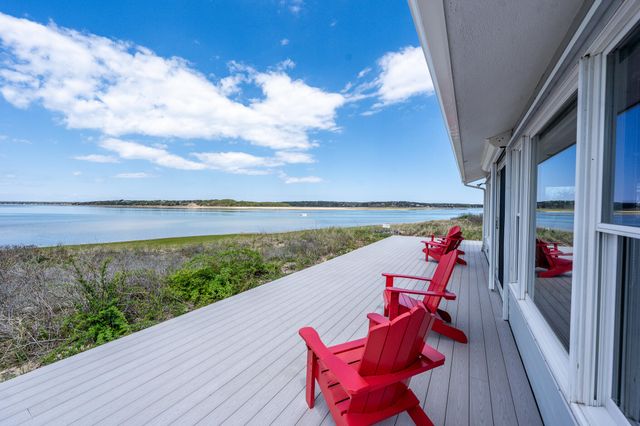1005 3rd Avenue, Wellfleet, MA 02667
