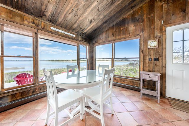 1005 3rd Avenue, Wellfleet, MA 02667