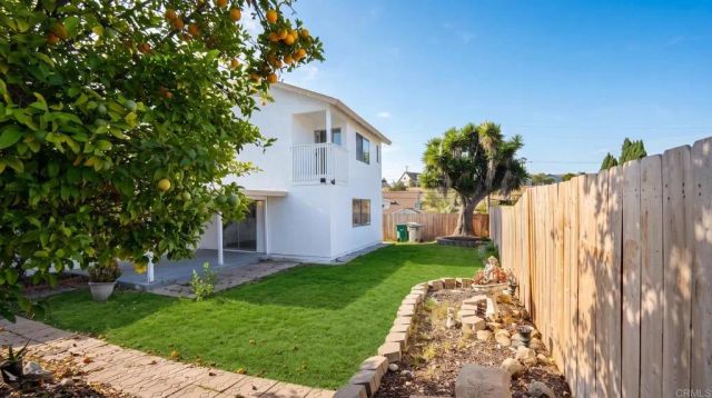 152 Welling Way, San Diego, CA 92114