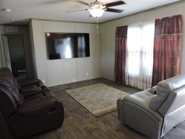 10 CR 249 Road, Center City, TX 76844