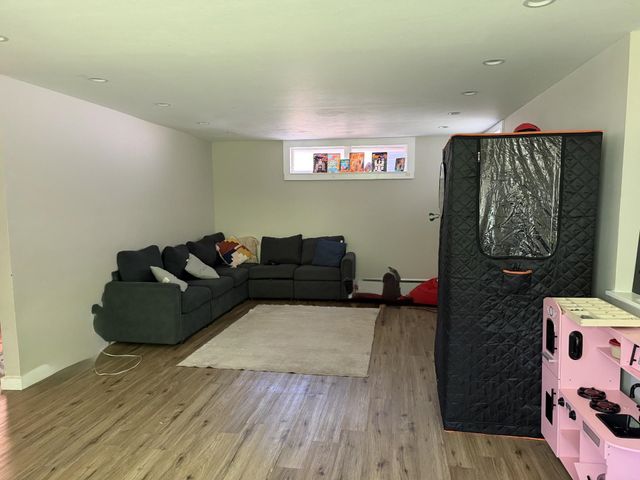 108 Cherry Valley Rd Apt 4, Gilford, NH 03249