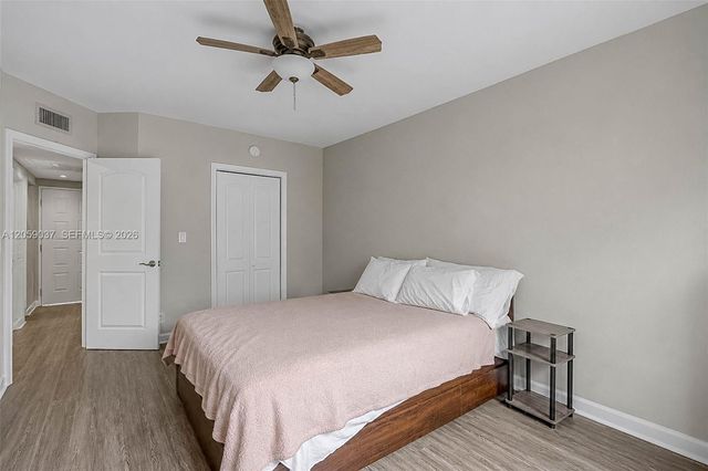 8290 Lake Drive 538, Doral, FL 33166