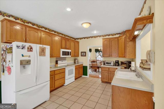 3900 Middle Ground Road, Statesboro, GA 30461