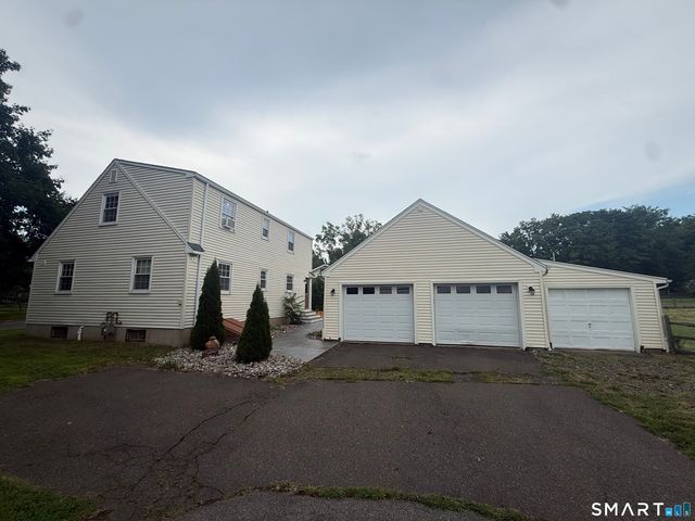 7 Reservoir Road, Middletown, CT 06457