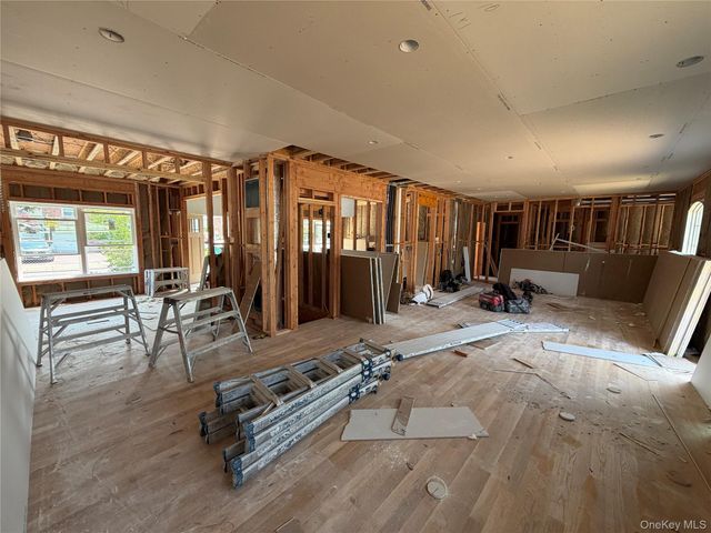 366 Broadway, Massapequa Park, NY 11762