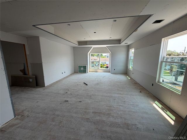 366 Broadway, Massapequa Park, NY 11762