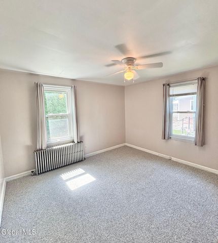 23 Lakeview Avenue, East Greenbush, NY 12144