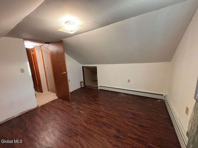 23 Lakeview Avenue, East Greenbush, NY 12144